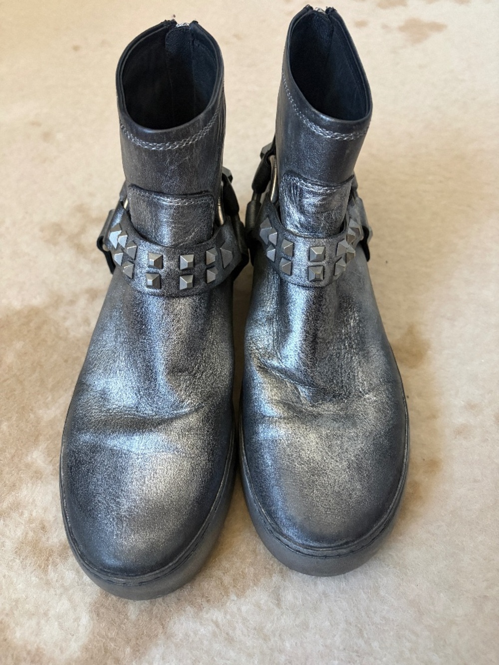 Frye Boots Women's 7.5 Silver Leather Harness Lena Zip Metallic Studded Deco